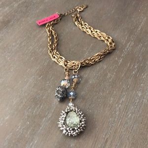 Betsey Johnson skull necklace